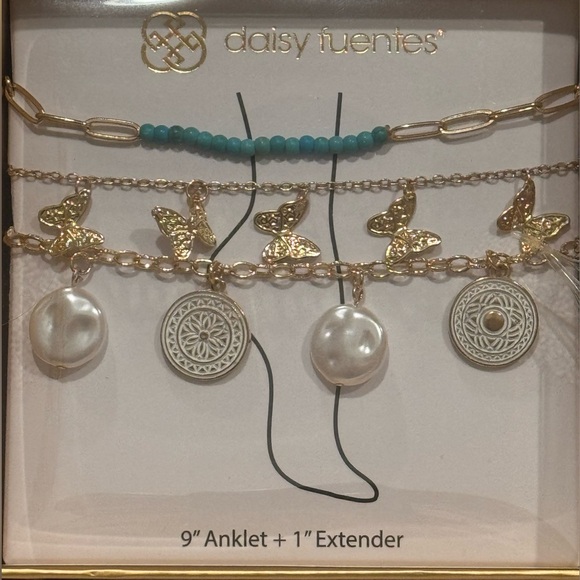 Daisy Fuentes Multi Chain Charm Anklet in Box - Picture 2 of 5